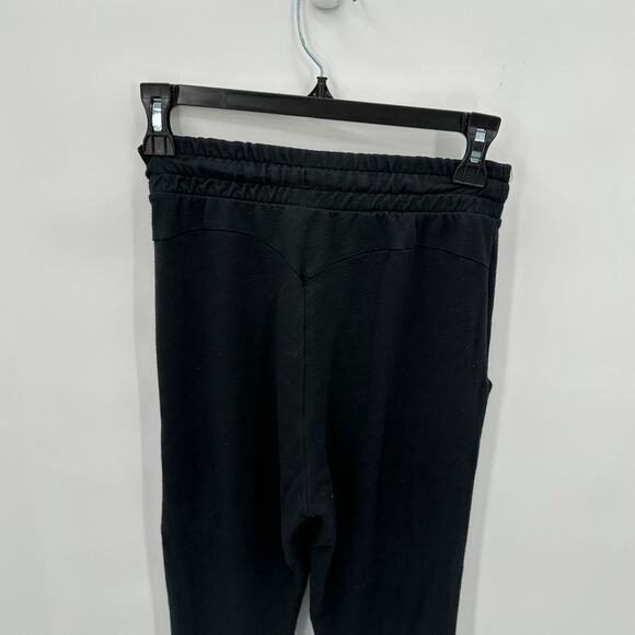 GYMSHARK Black High Rise Gym to Lounge Joggers // XS - Picture 5 of 7